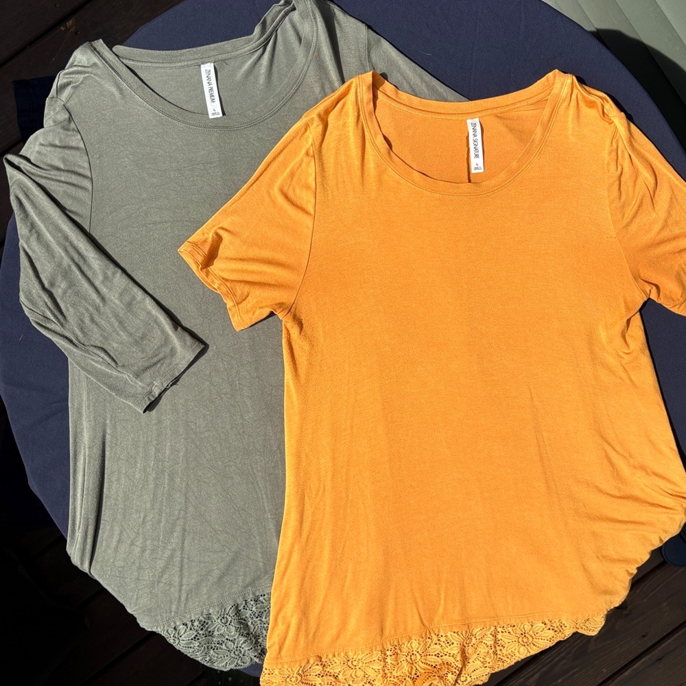 ZENANA SIGNATURE/PREMIUM TUNICS | lot of 2 | large | beautiful lace hem lines